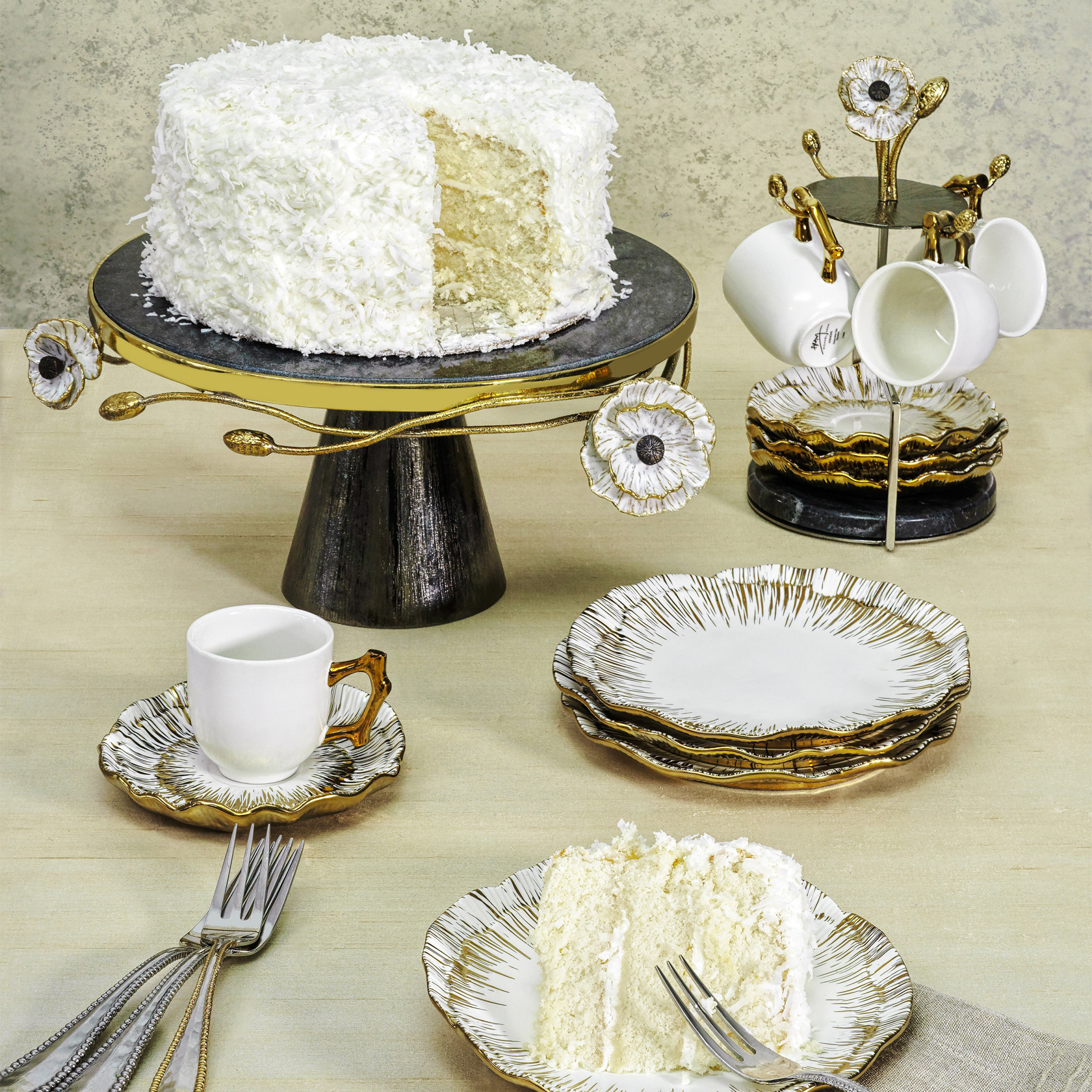 Set of 4 dessert plates