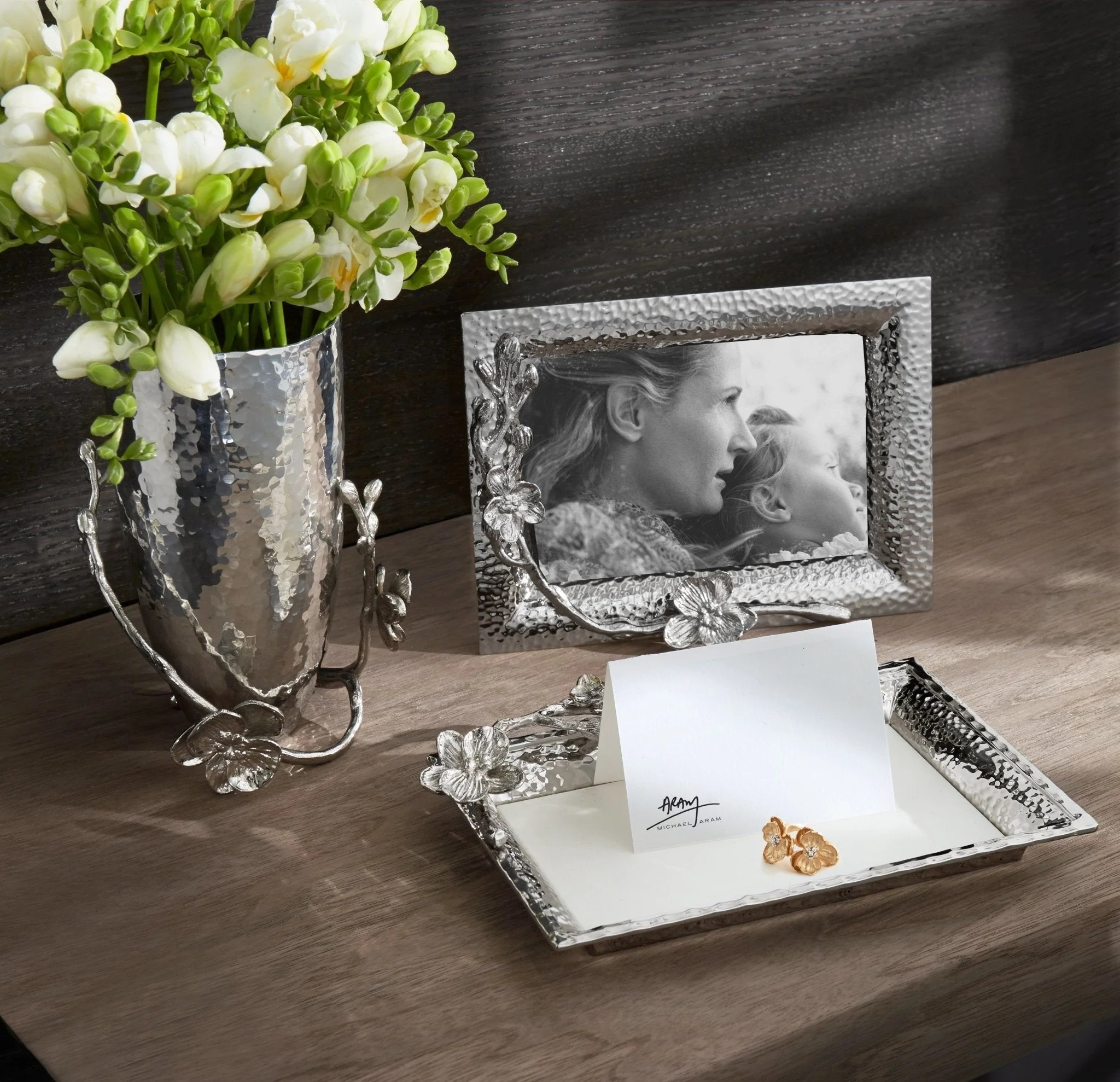 Photo frame