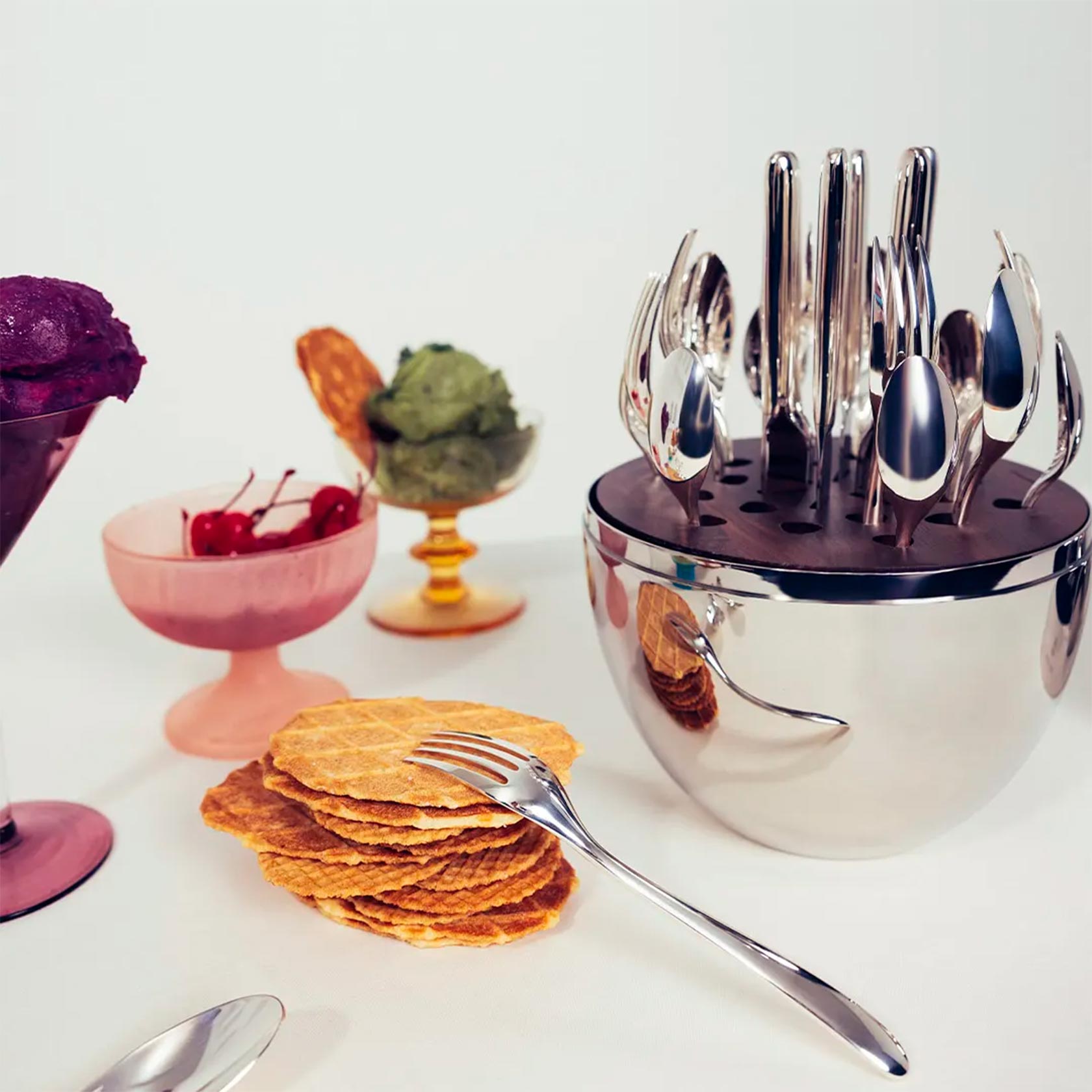 24-Piece Flatware Set