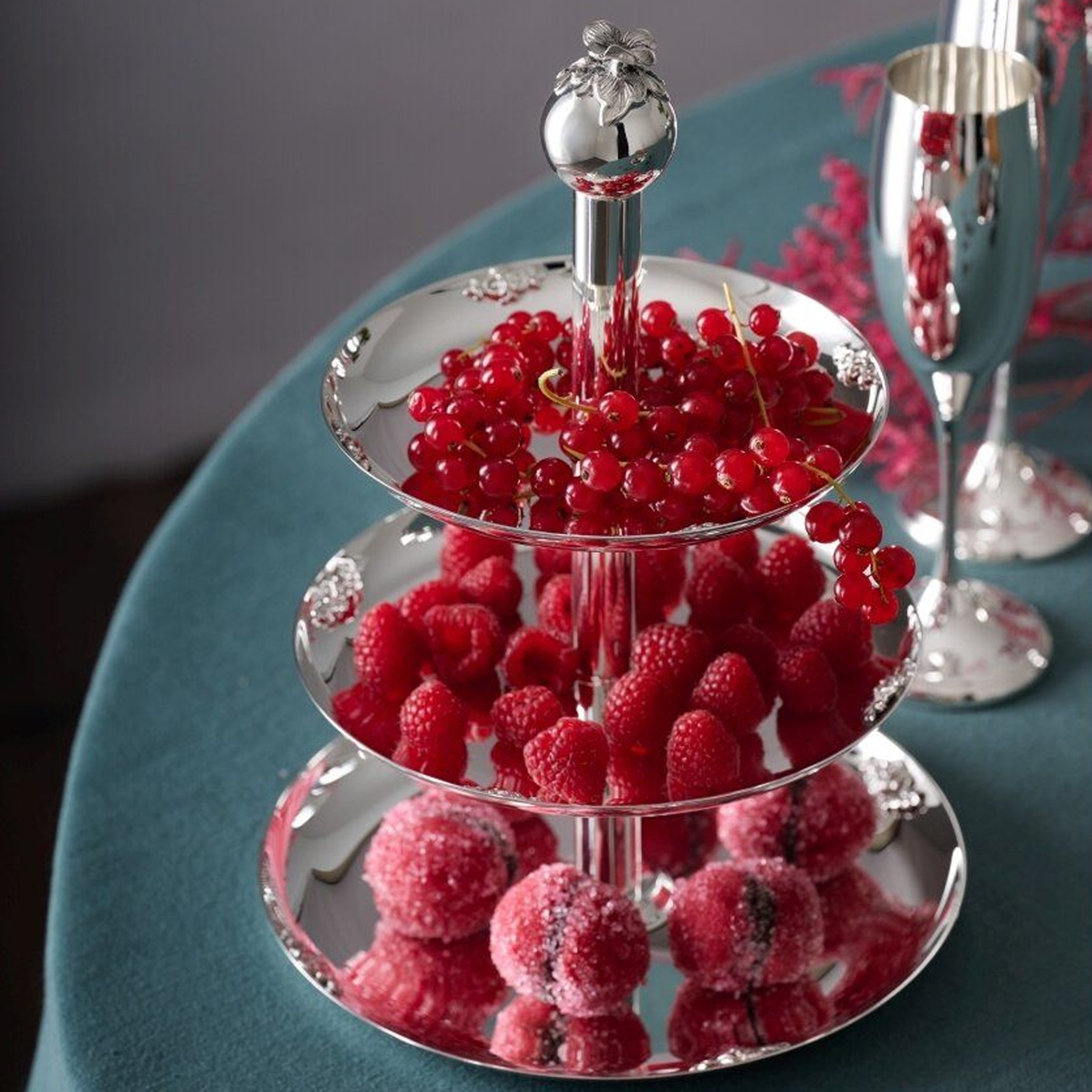 Three-level Pastry Stand