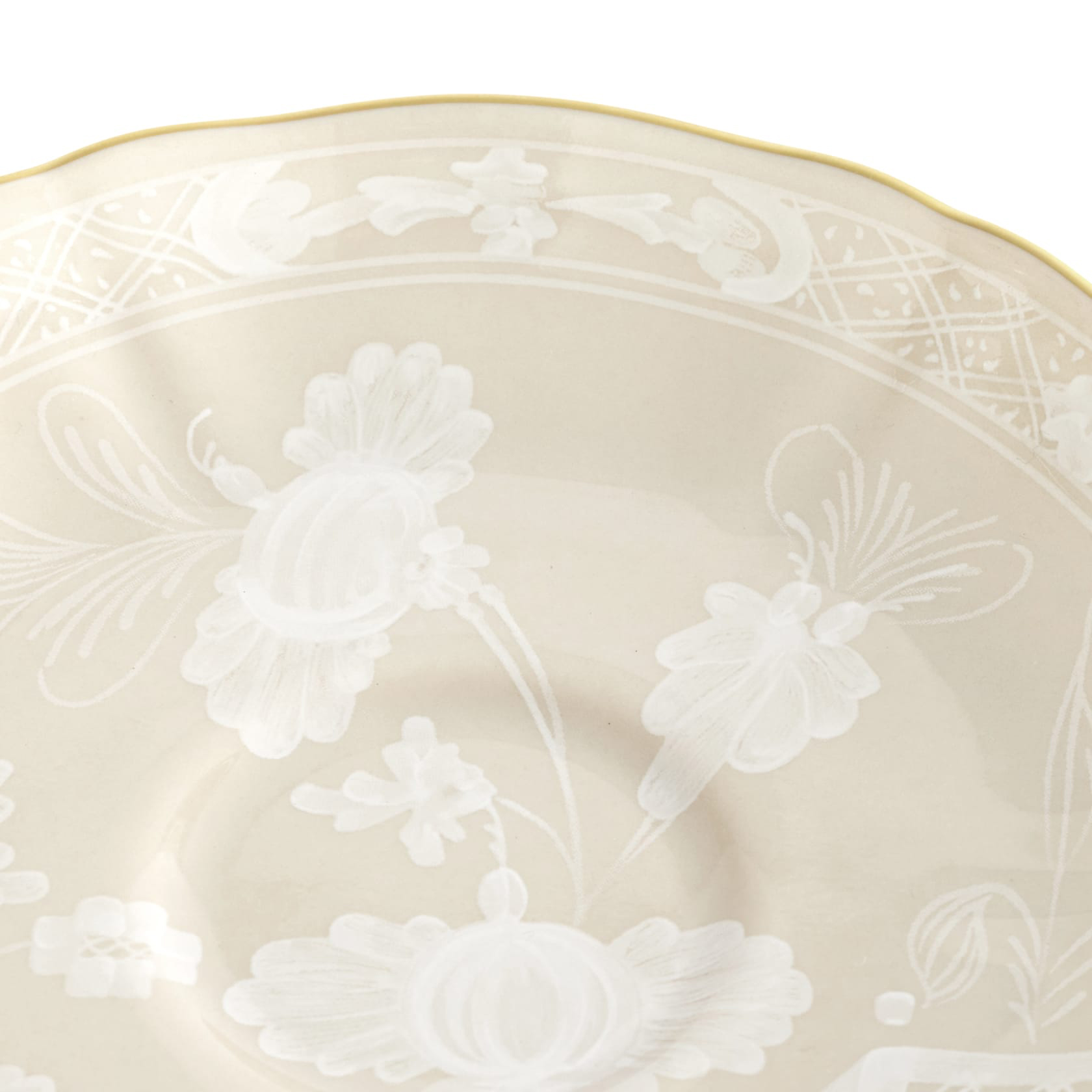 Tea saucer