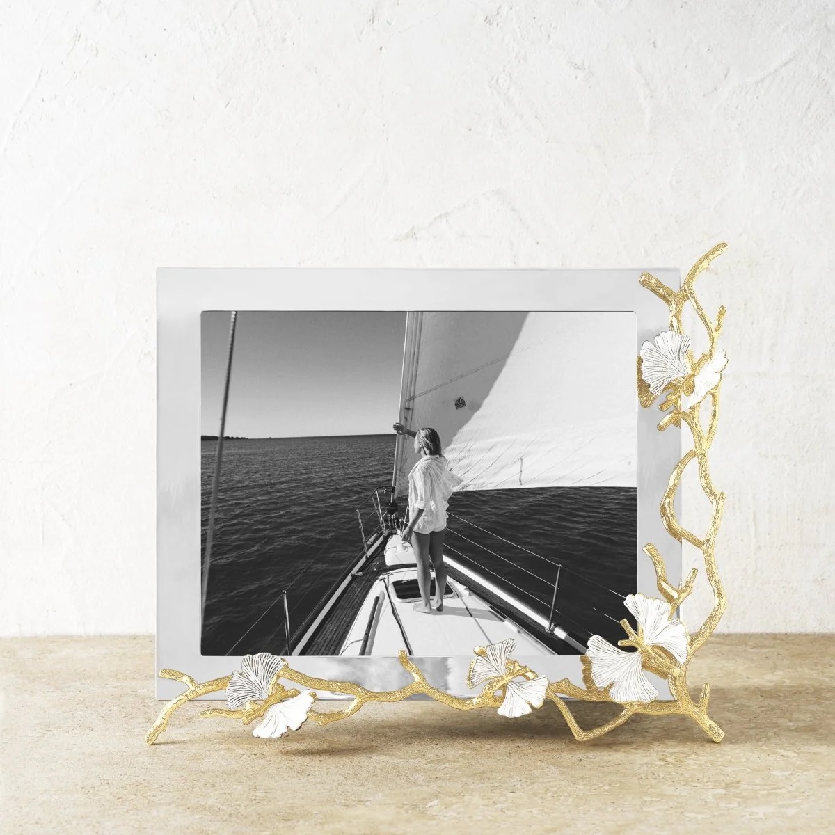 Photo frame