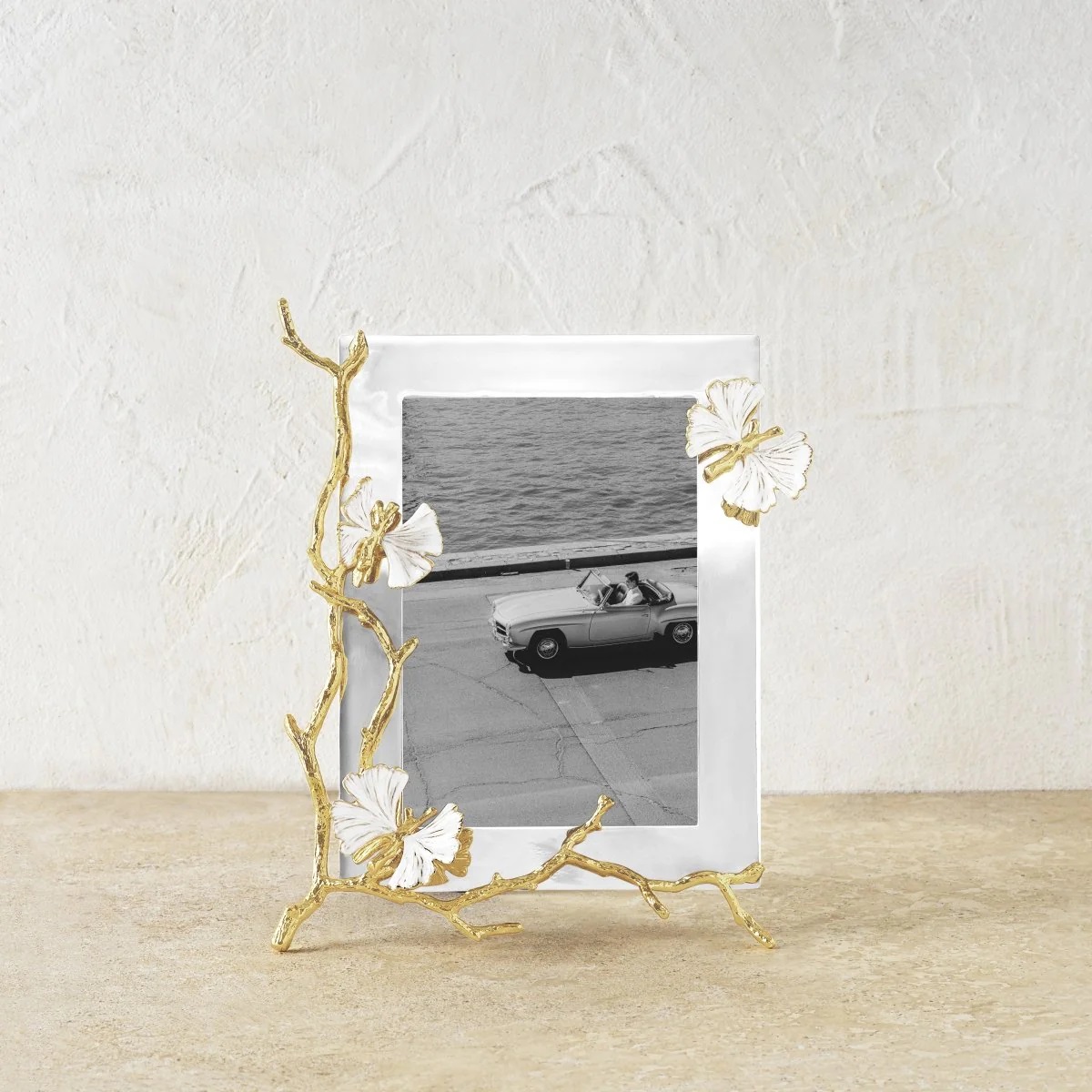 Photo frame