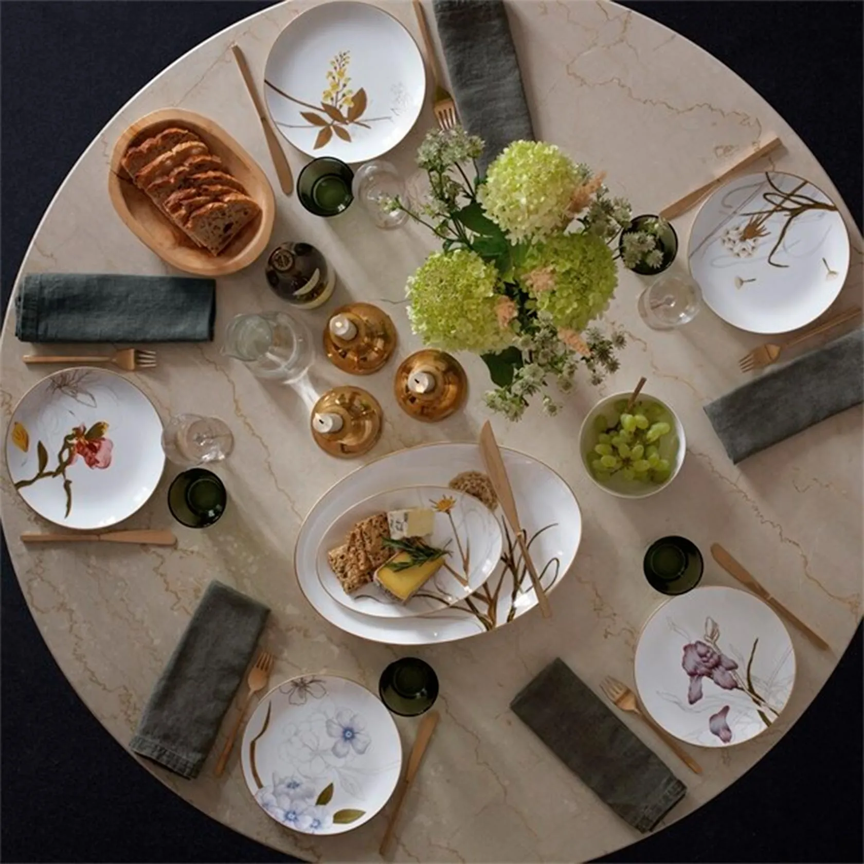 Oval dish
