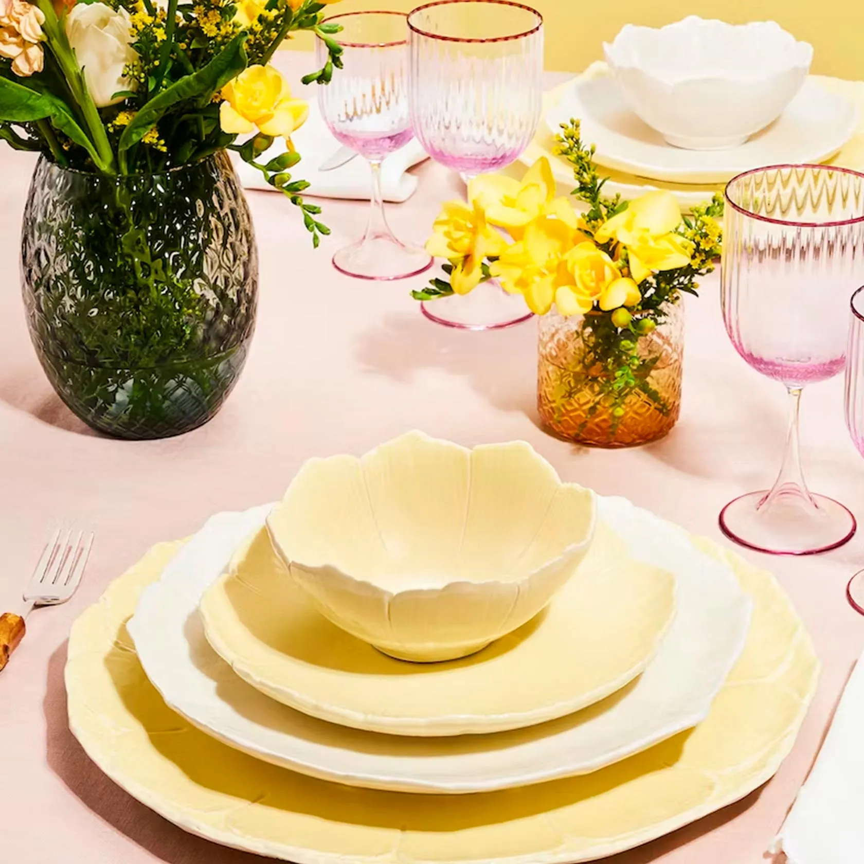 Set of 2 fruit bowls