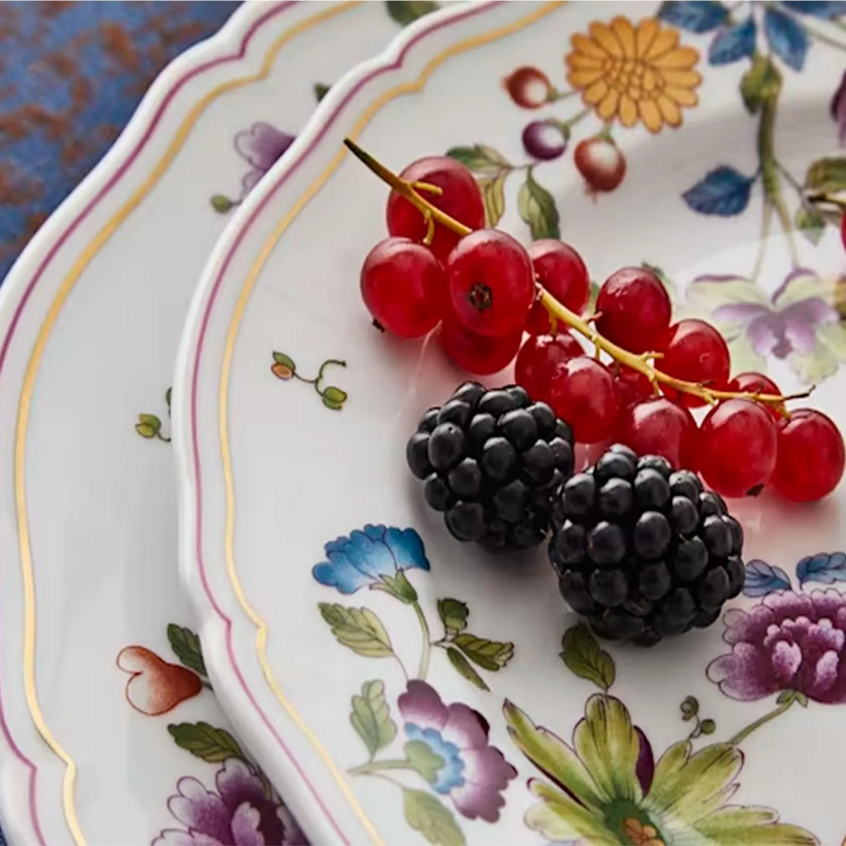 Set of 2 dessert plates