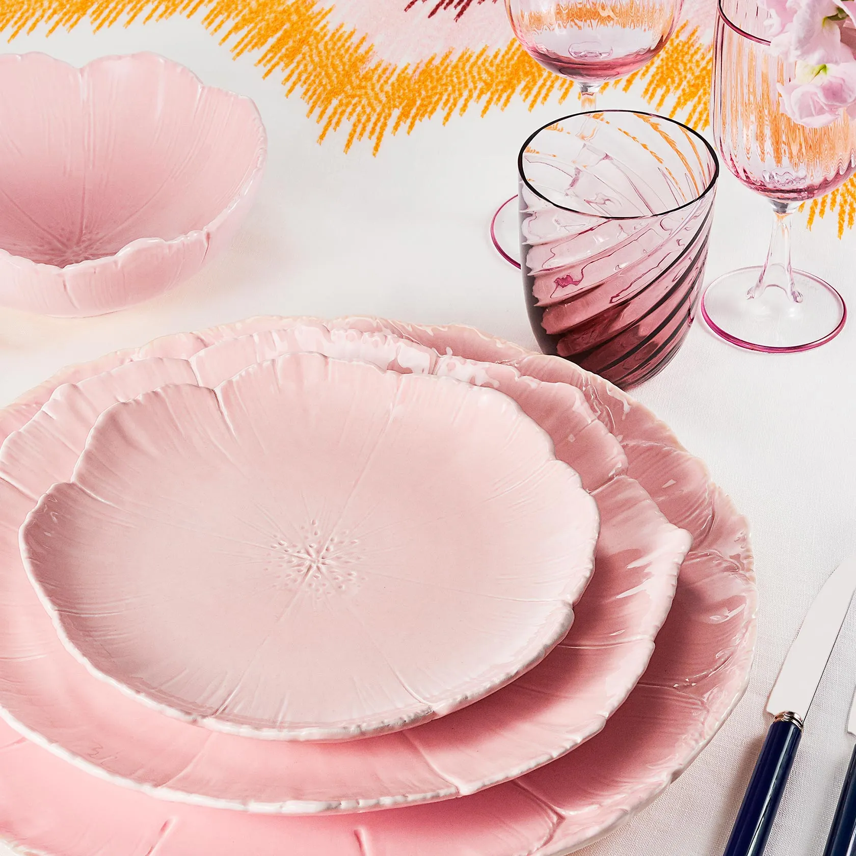 Set of 2 dessert plates